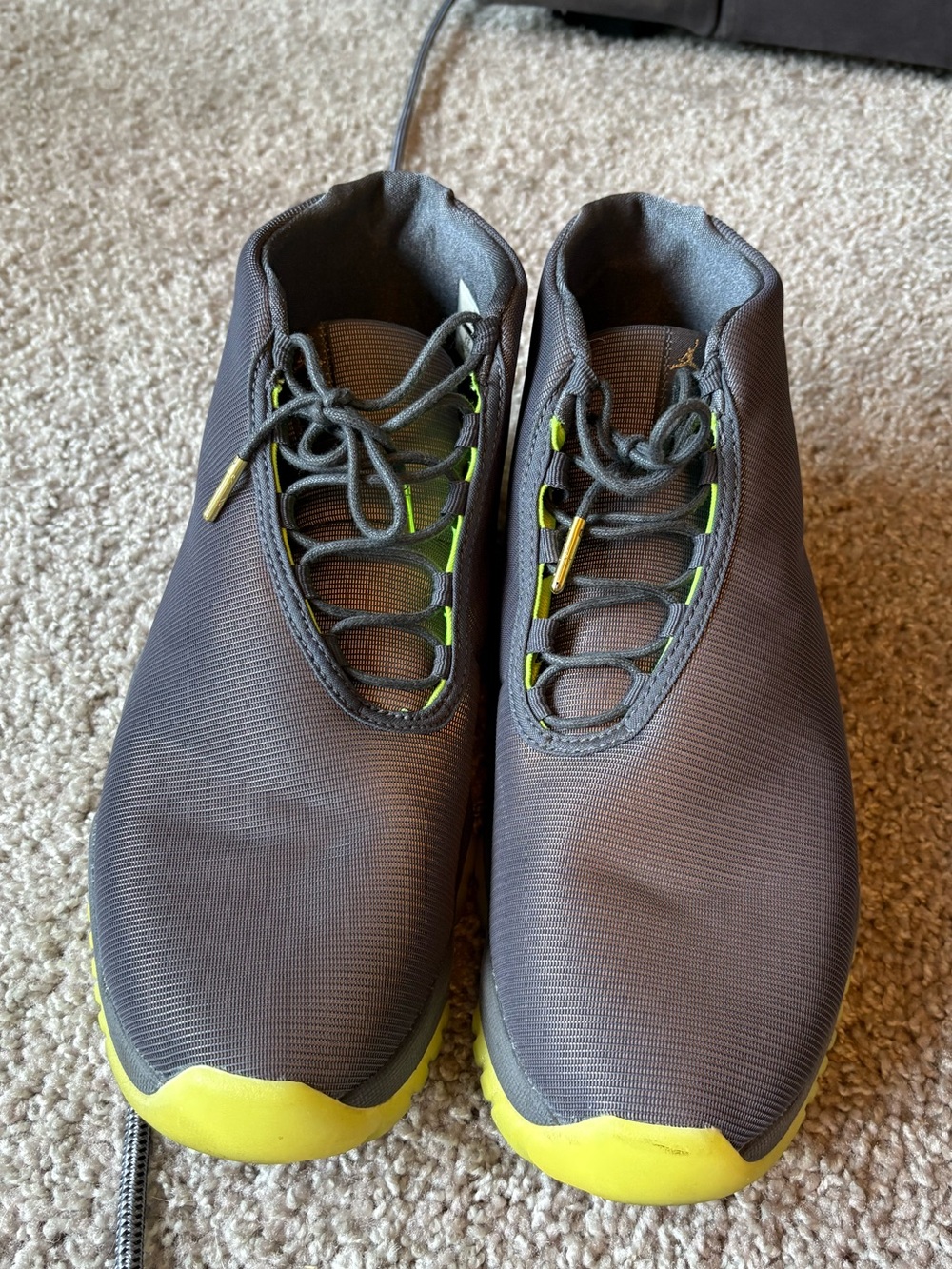 Jordan Future Low dark grey volt sz 12